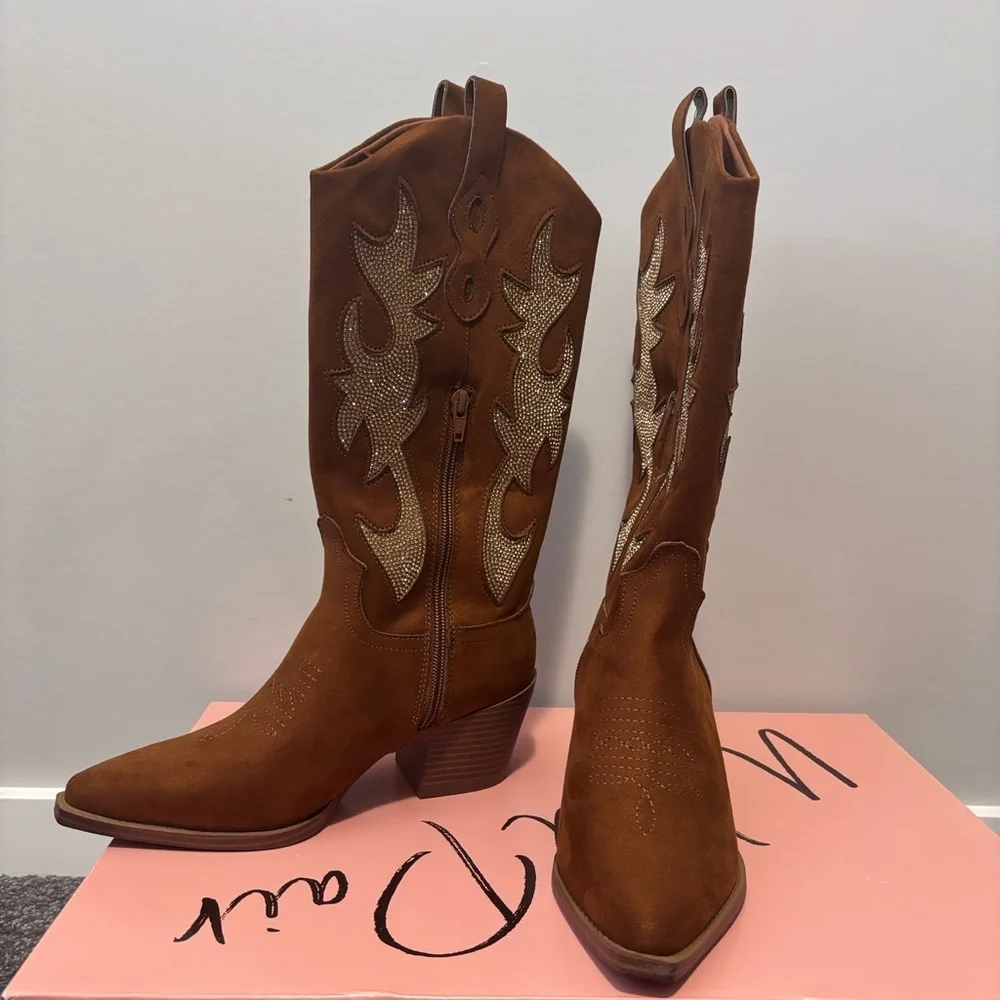 Wild Pair Women's Size 6.5 Brown Suede Cowboy Boots w/ Gold Crystals NIB - Picture 7 of 13